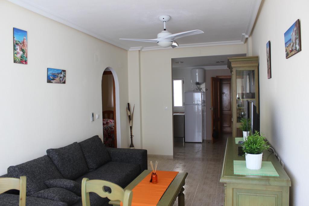 شقة Apartamento Mariposa تورّيفيِخا الغرفة الصورة